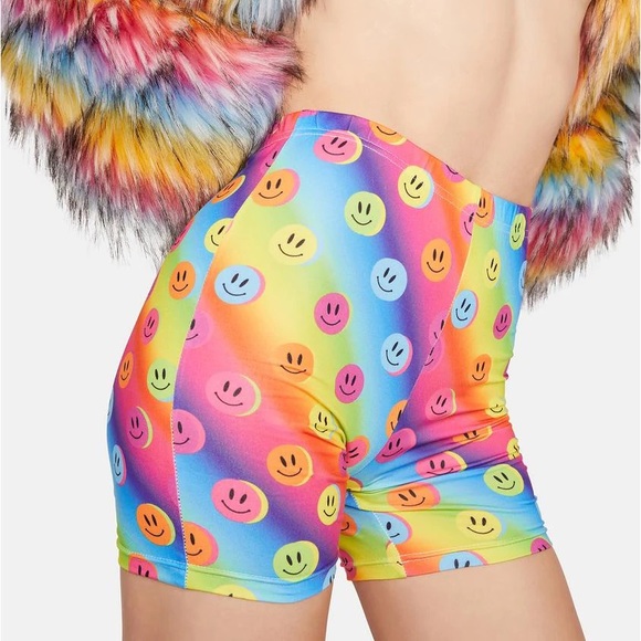 Never Been Happier Biker Shorts - Picture 3 of 4